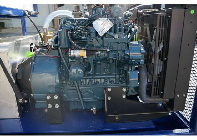 CaviBlaster 3040-D Diesel Engine - Image 2